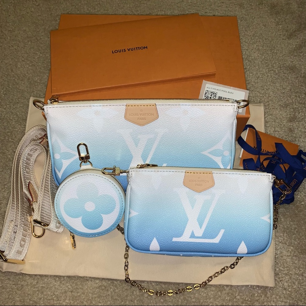 Lv Multiple Pochette By The Pool - image 1